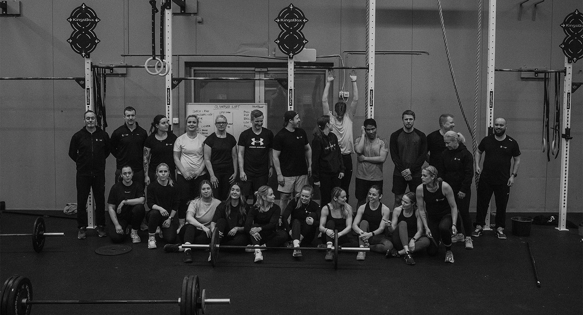 People training together at CrossFit 749